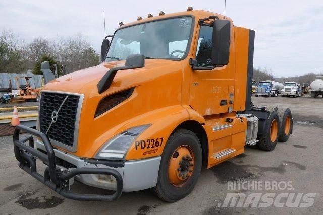 Volvo VNR64T300 Шасси с кабиной