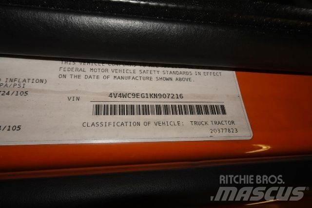 Volvo VNR64T300 Шасси с кабиной