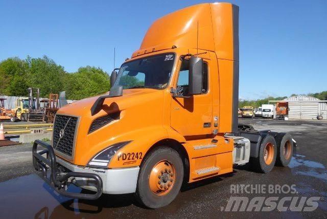 Volvo VNR64T300 Шасси с кабиной
