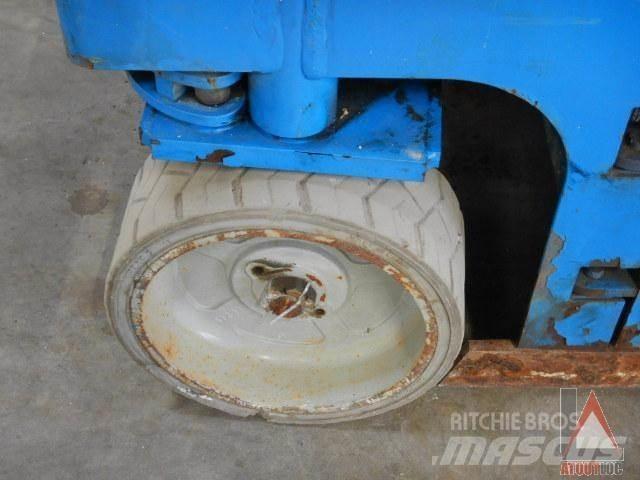 Genie GS-1932 Коленчатые подъемники