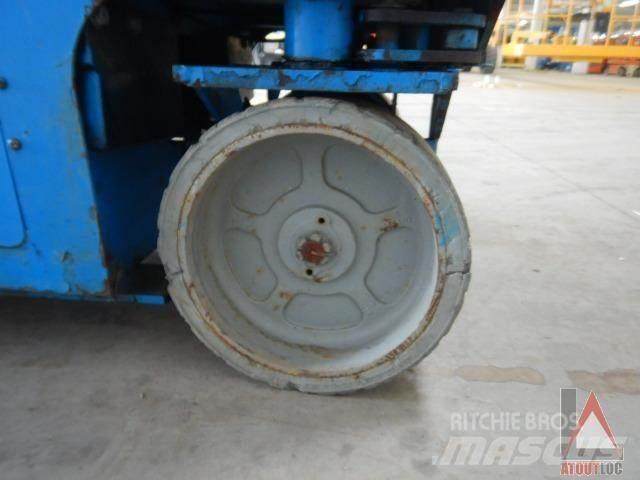 Genie GS-2032 Коленчатые подъемники