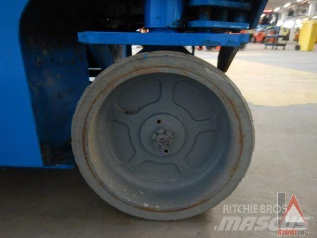 Genie GS-2046 Коленчатые подъемники