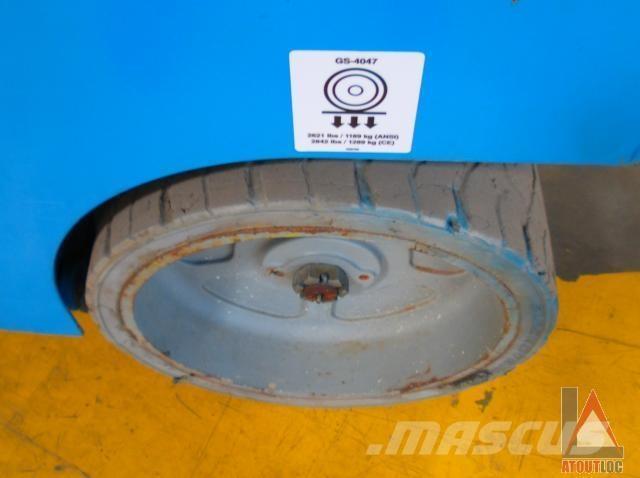 Genie GS-4047 Коленчатые подъемники