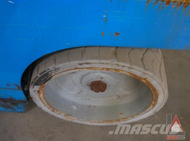 Genie GS-4047 Коленчатые подъемники