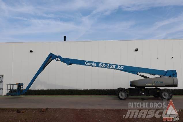 Genie SX135XC Коленчатые подъемники