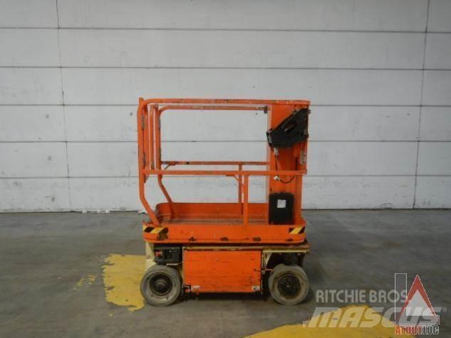 JLG 1230ES Коленчатые подъемники