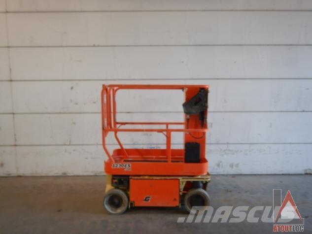JLG 1230ES Коленчатые подъемники