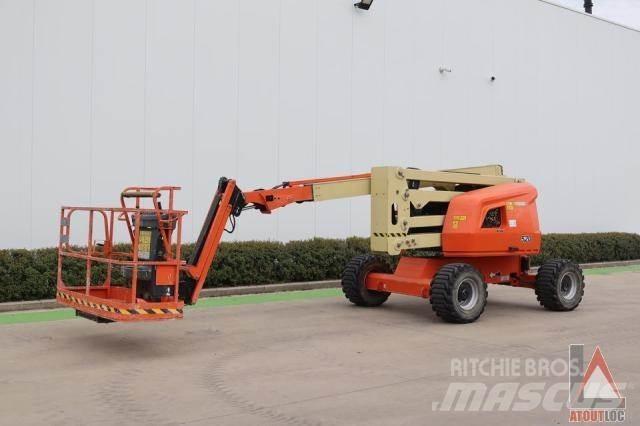 JLG 520AJ Коленчатые подъемники