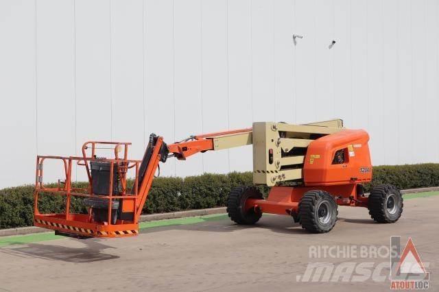 JLG 520AJ Коленчатые подъемники