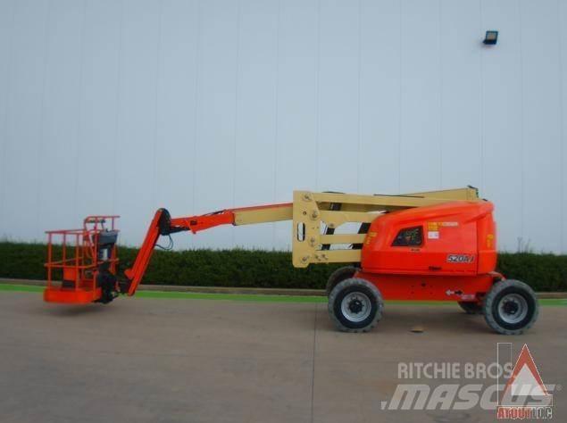JLG 520AJ Коленчатые подъемники