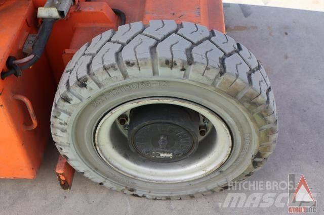 JLG E300AJP Коленчатые подъемники