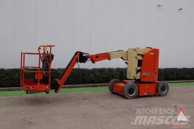 JLG E300AJP Коленчатые подъемники