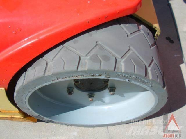 JLG TOUCAN 12E+ Коленчатые подъемники