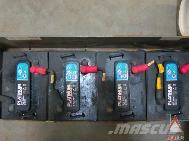SkyJack SJ3219 Коленчатые подъемники