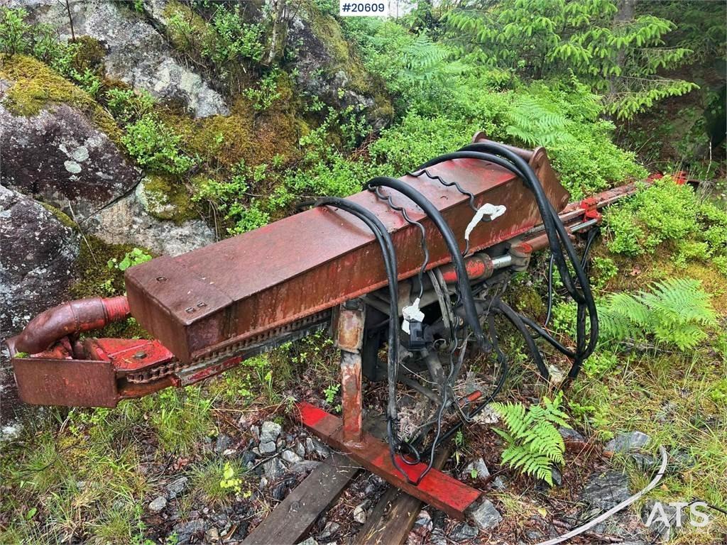  Boretårn m/ s50 feste Комплектующие и запасные части для бурильных установок