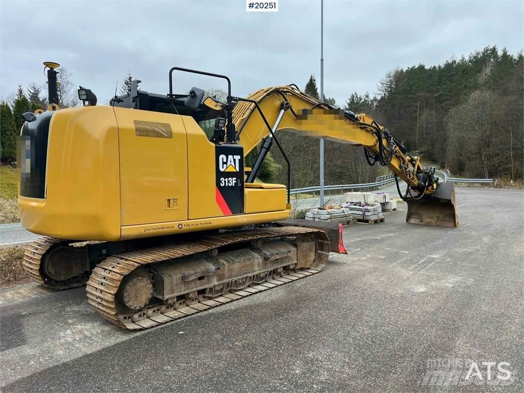 CAT 313FL Гусеничные экскаваторы
