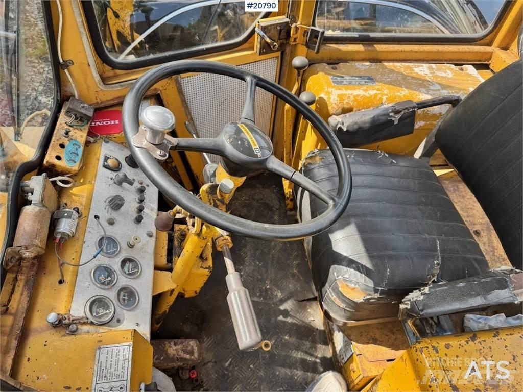 CAT 920 Фронтальные погрузчики