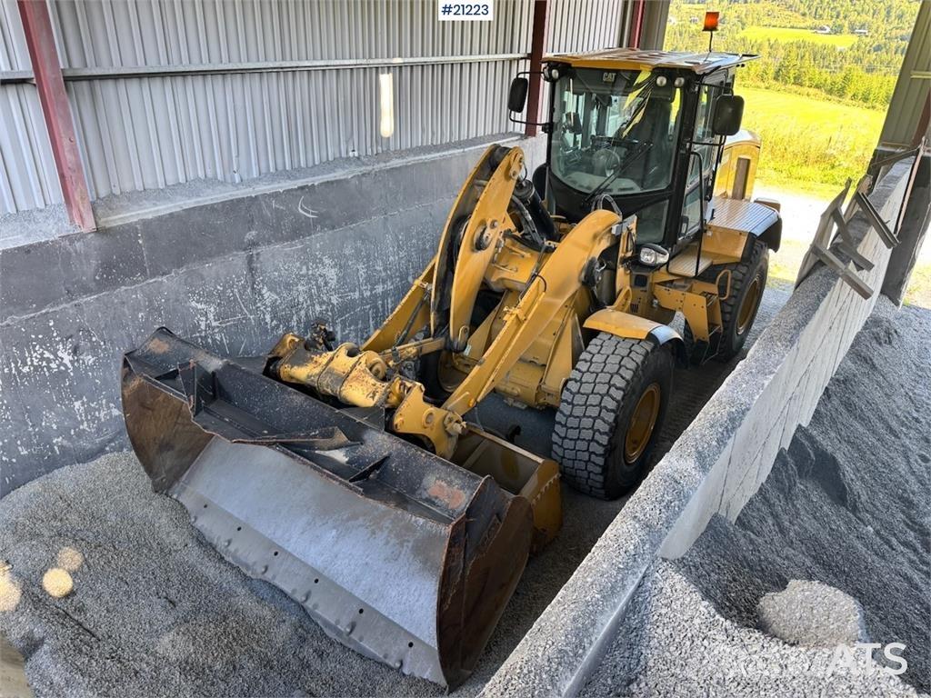 CAT 930 K Фронтальные погрузчики