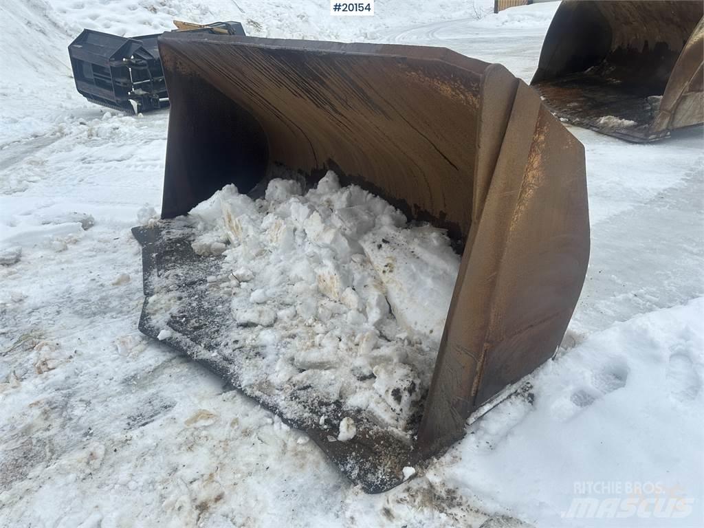 CAT 950G Фронтальные погрузчики