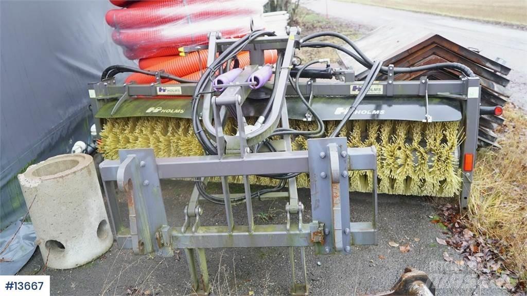 Holms SL-2.5 sweeper Строительная техника - Другие