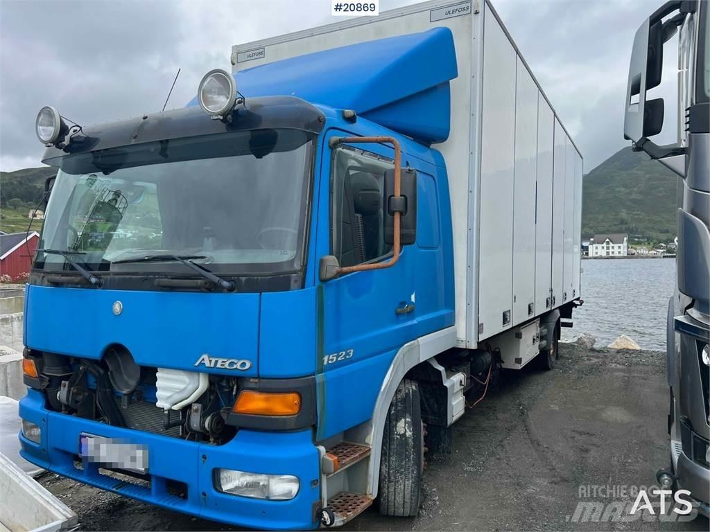 Mercedes-Benz 1523 Грузовики-Фургоны