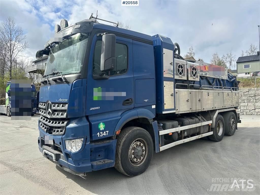 Mercedes-Benz Arocs Комбинированные дорожные машины