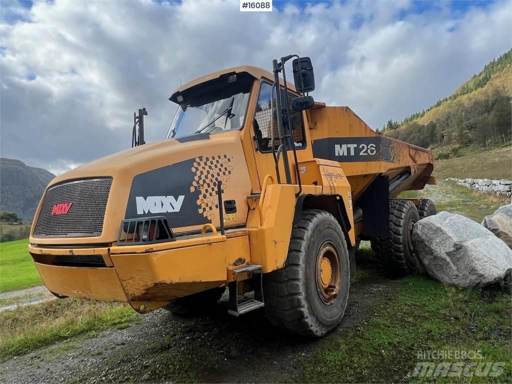 Moxy MT26 dumper. Мини-самосвалы