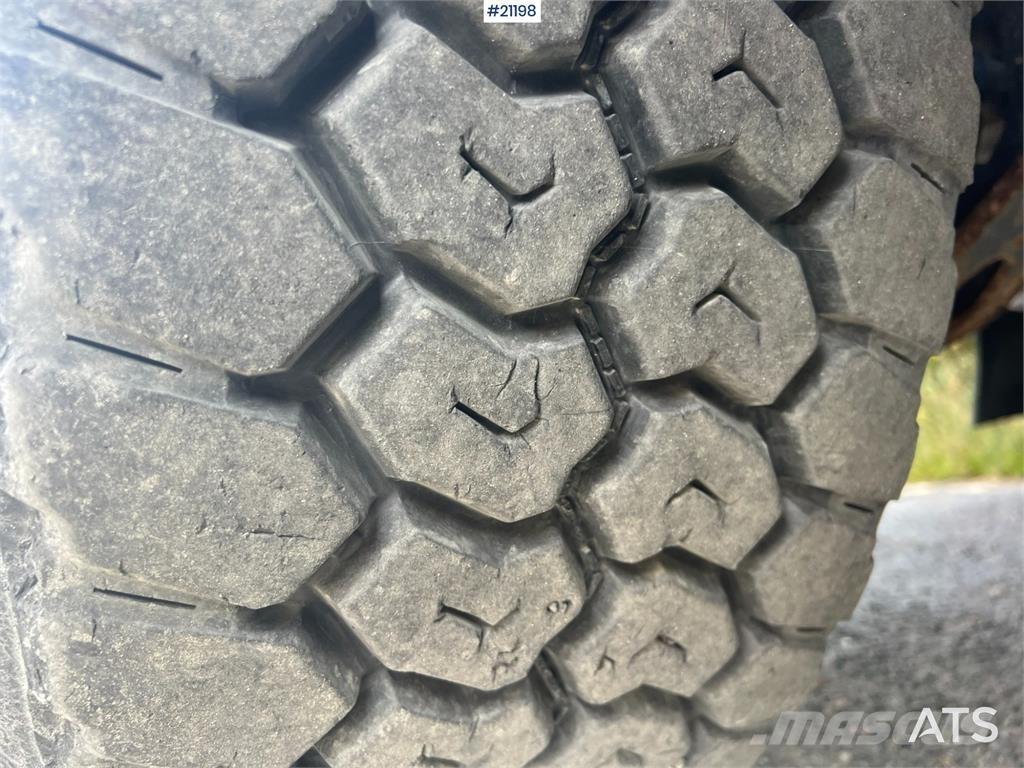 Norslep 3 akslet Самосвальные прицепы