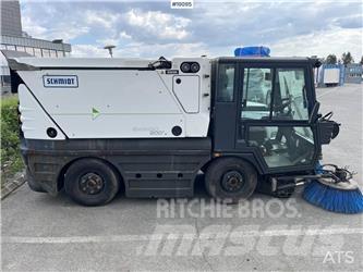 Schmidt Swingo 200+ Уборочные машины