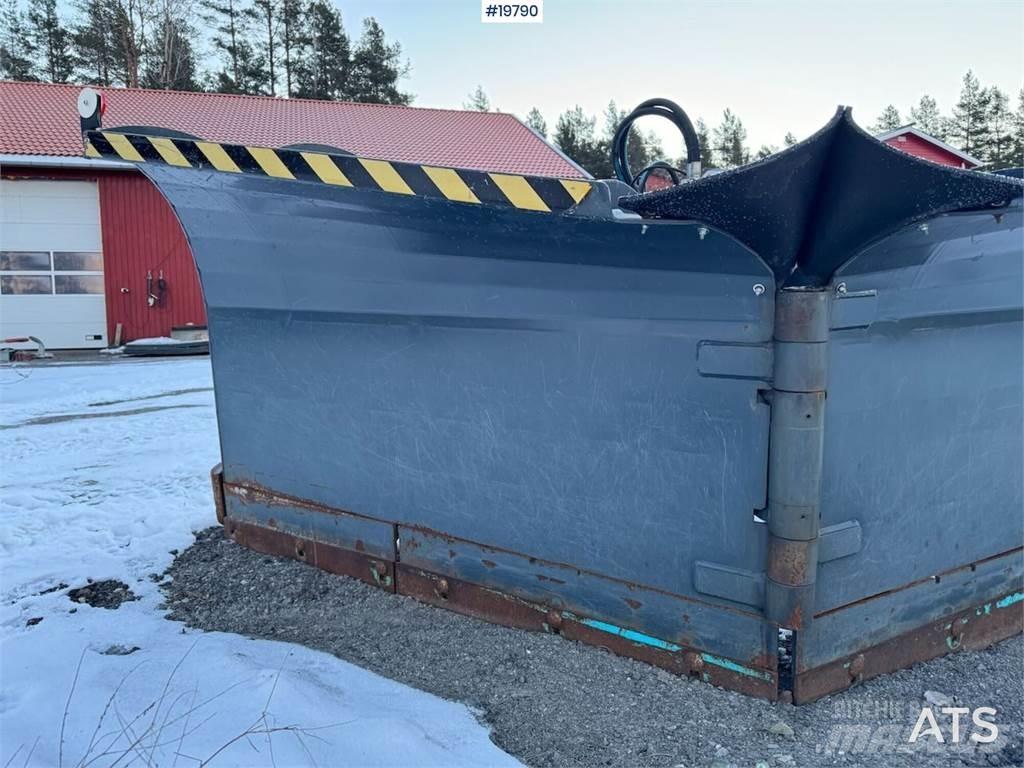 Stark NL3200 V-plow Строительная техника - Другие