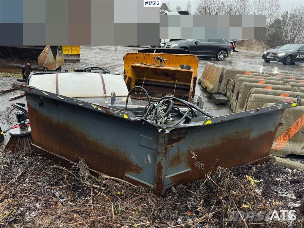 Stark V-plow Строительная техника - Другие