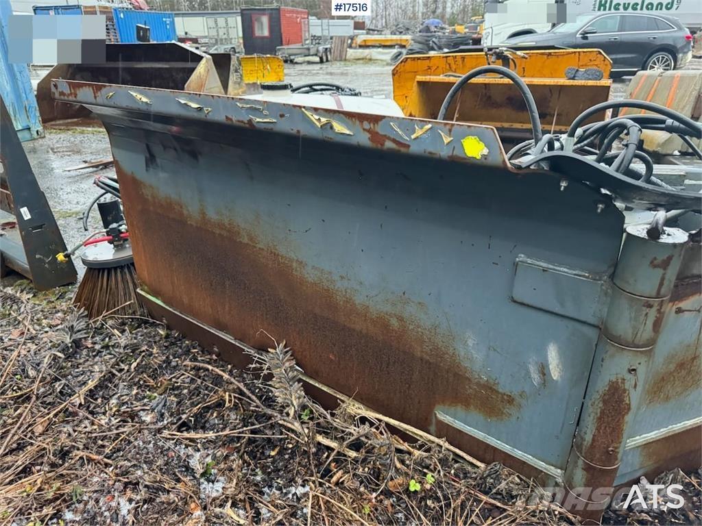 Stark V-plow Строительная техника - Другие