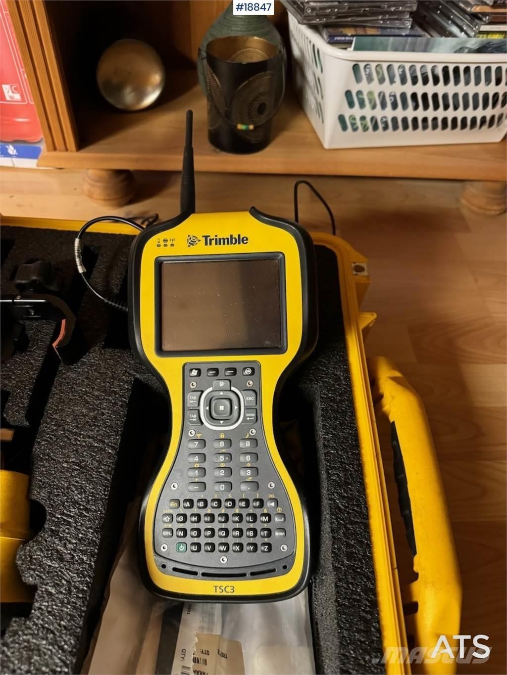 Trimble GPS m/ radio. Строительная техника - Другие