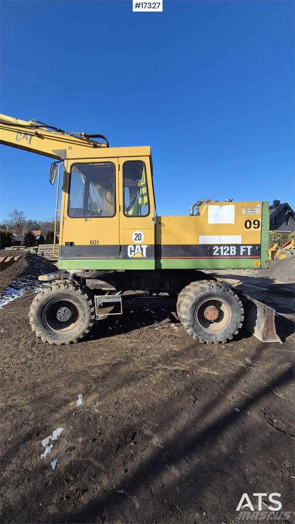 CAT 212BFT Колёсные экскаваторы