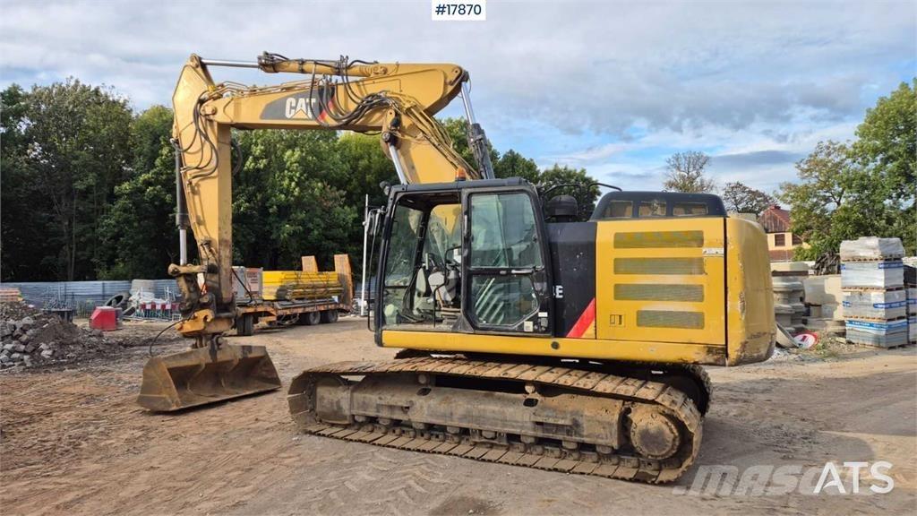CAT 324E Гусеничные экскаваторы