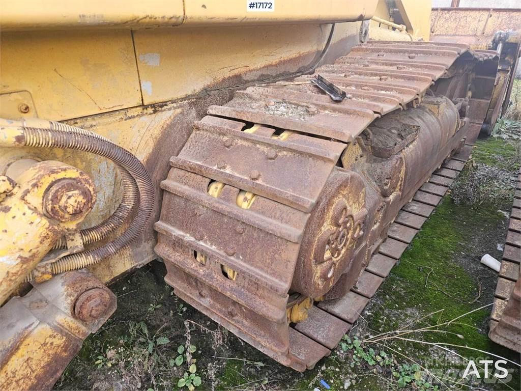 CAT 963C Гусеничные фронтальные погрузчики