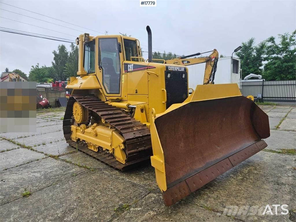 CAT D6NC Гусеничные бульдозеры