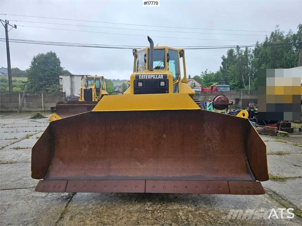 CAT D6NC Гусеничные бульдозеры