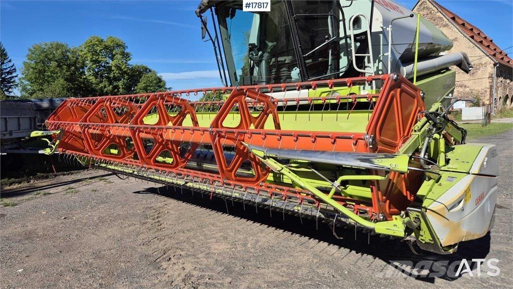 CLAAS Tucano 440 Зерноуборочные комбайны