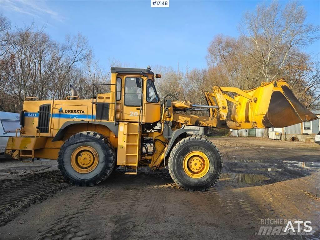 Dressta 534E Фронтальные погрузчики