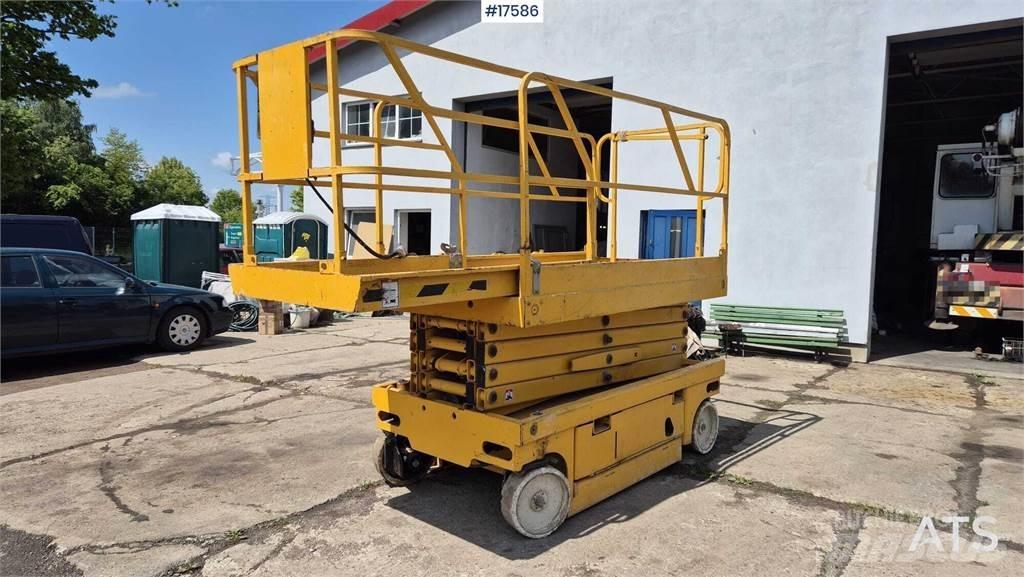 Haulotte Compact 12 Ножничные подъемники