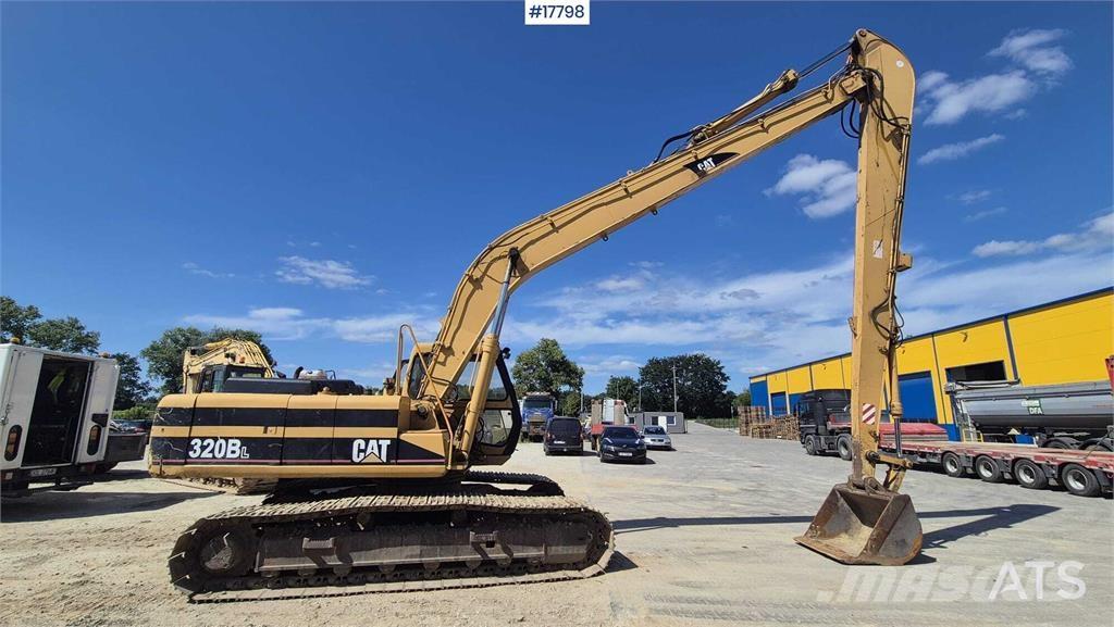 JCB JS 220 LONG Гусеничные экскаваторы