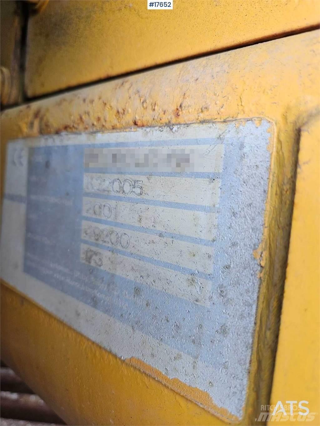 Komatsu 380 Гусеничные экскаваторы