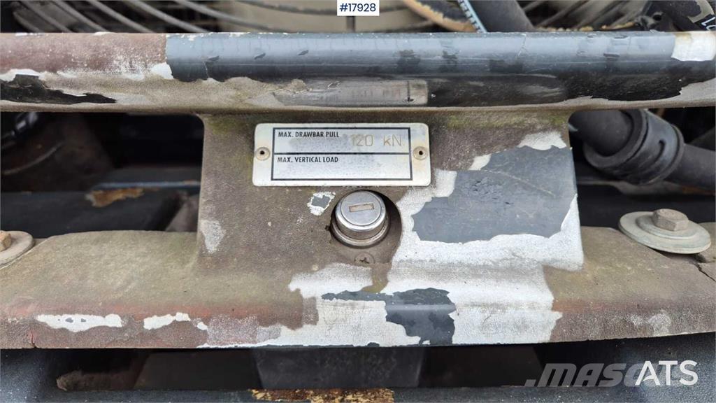 Komatsu WA320-5H Фронтальные погрузчики