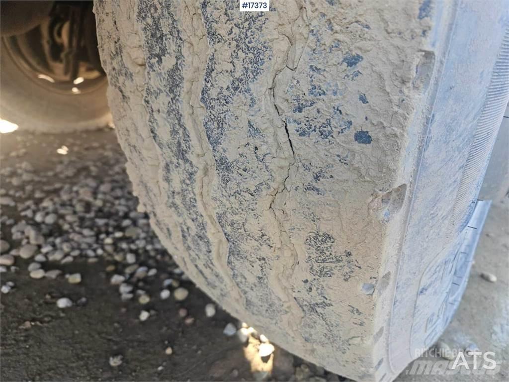 MAN 35.404 Грузовики-Самосвалы