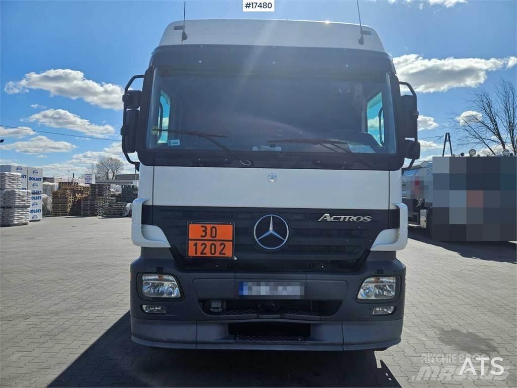 Mercedes-Benz 1844 Грузовики-цистерны