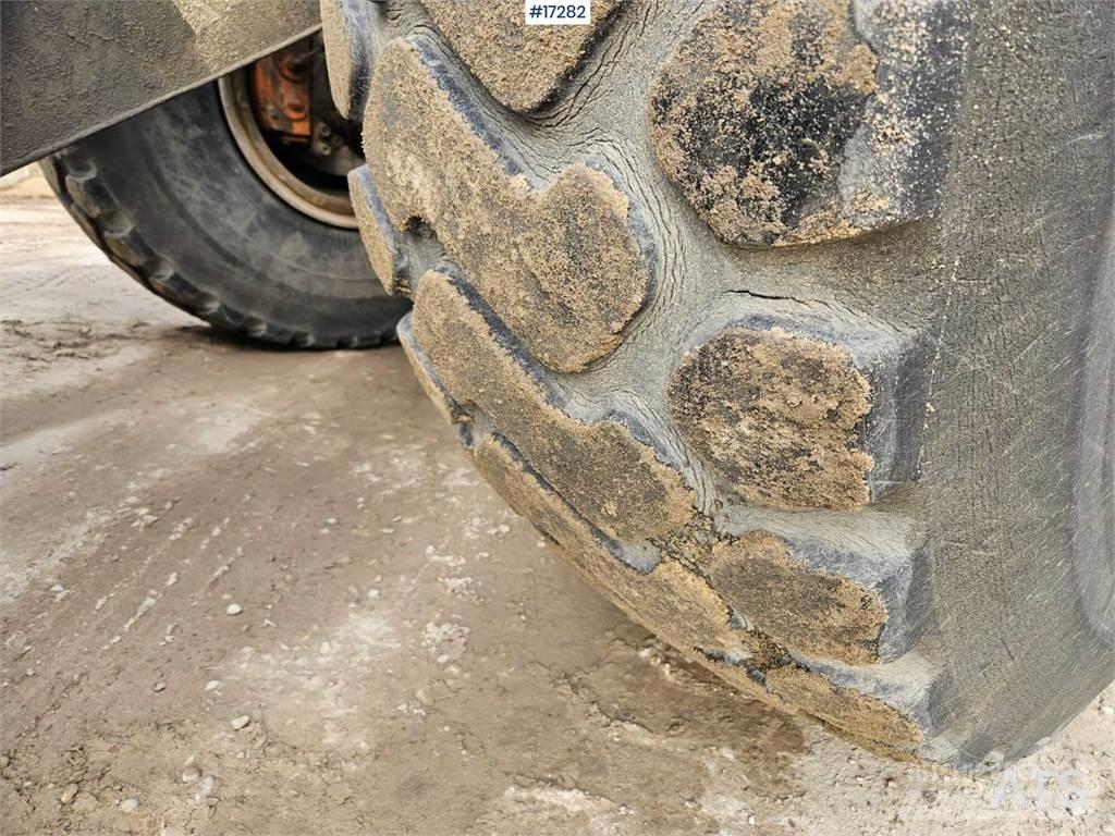 Volvo L120 Фронтальные погрузчики