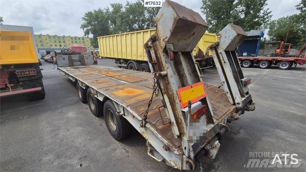 Zremb NS 300 Низкорамные полуприцепы