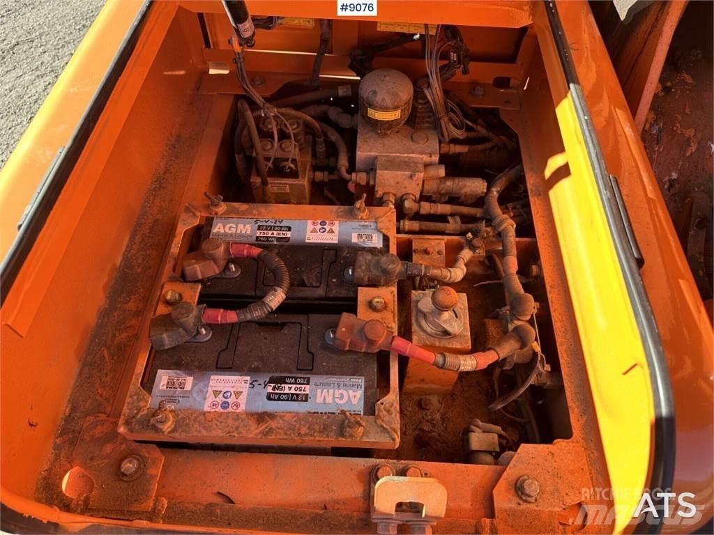 Doosan DX140W Колёсные экскаваторы
