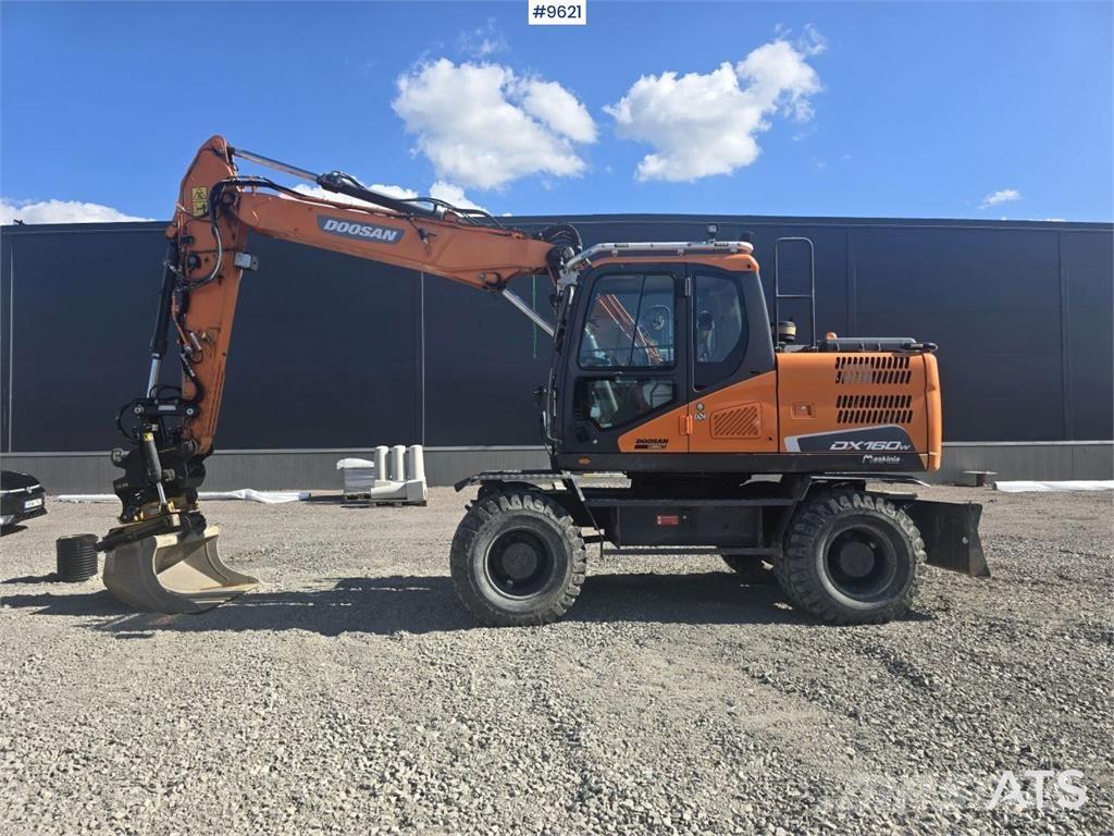 Doosan DX160W-5 Колёсные экскаваторы